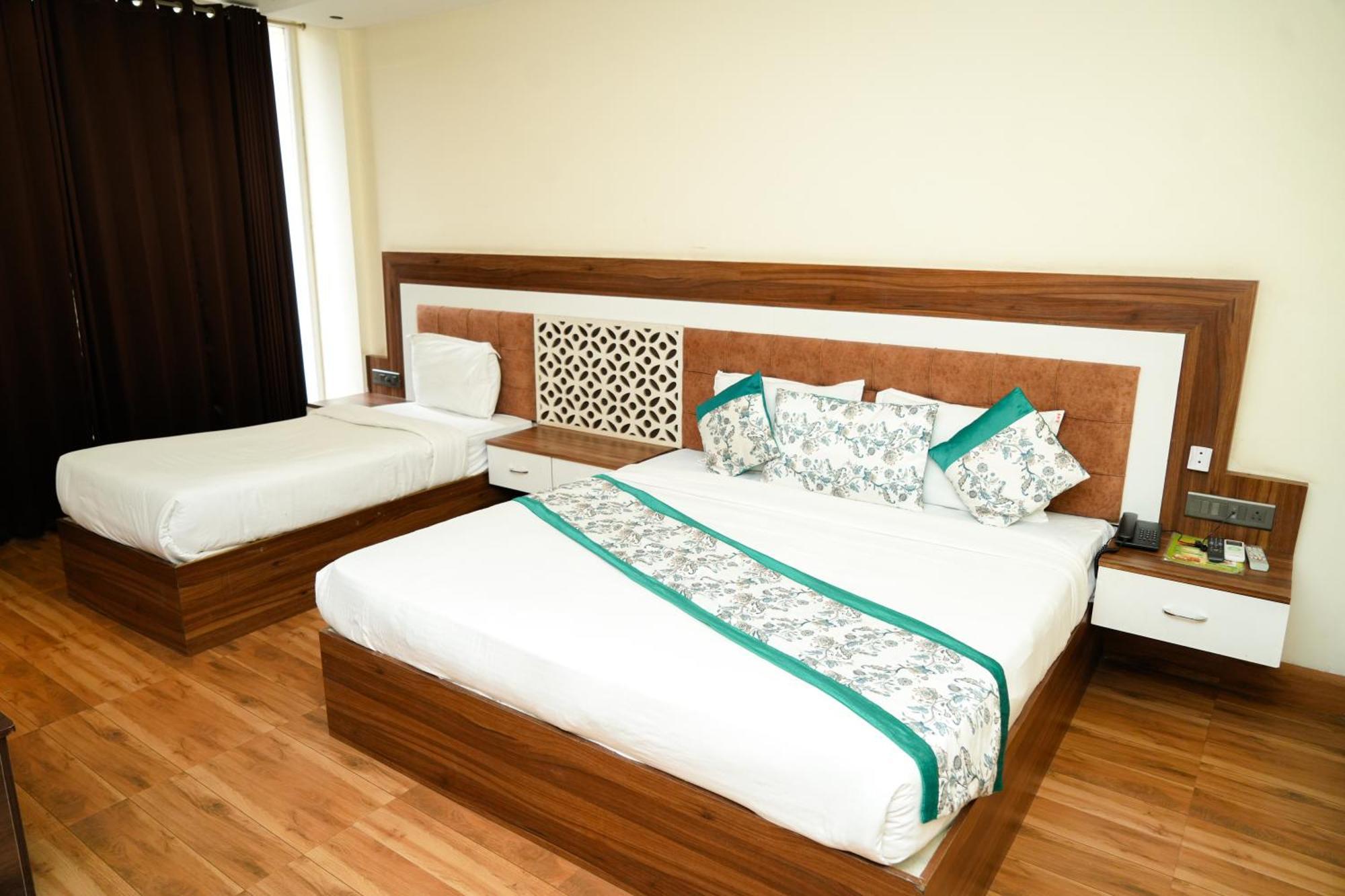 Rayta Hills Resort Nāi Eksteriør bilde